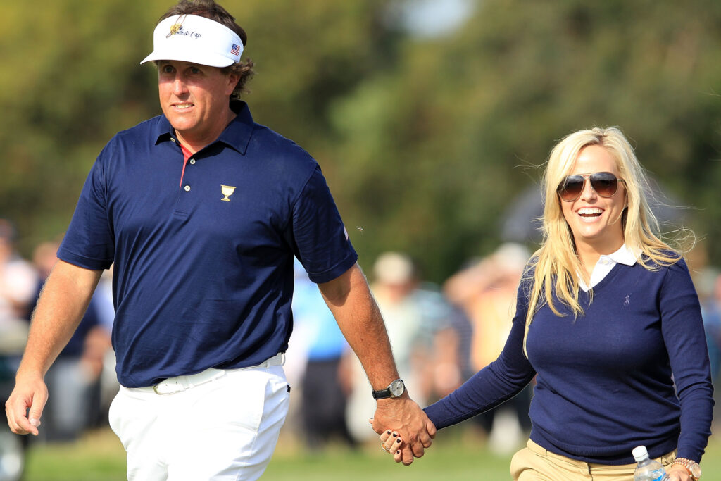 What Phil Mickelson Net Worth 2022 Says About The 6-Star Golfer 5 Phil and Amy