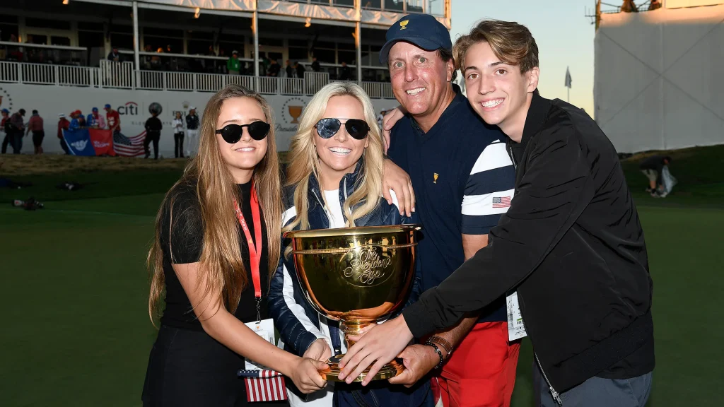 What Phil Mickelson Net Worth 2022 Says About The 6-Star Golfer 6 phil mickelson and kids